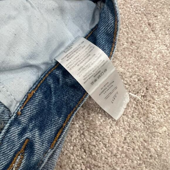 J Galt Women's Jean Short High Waisted Denim Distressed Size Medium - Picture 4 of 7